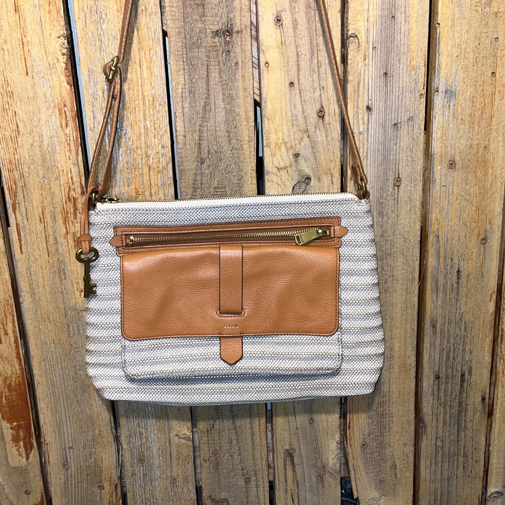 Fossil Canvas Bag With With Leather Trim - image 2